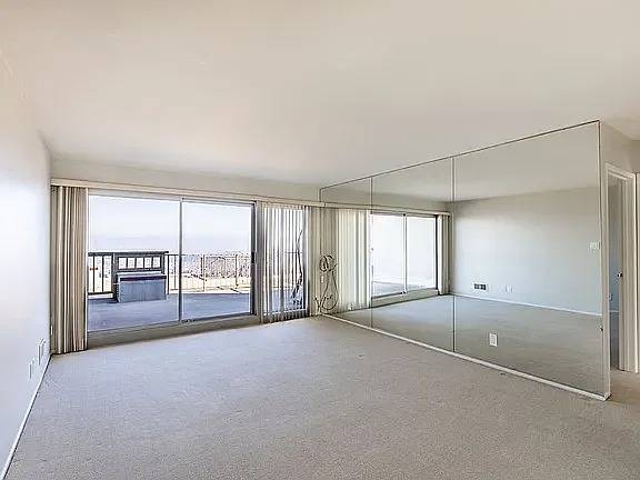 2BR/1BA Apartment · San Francisco photo 2