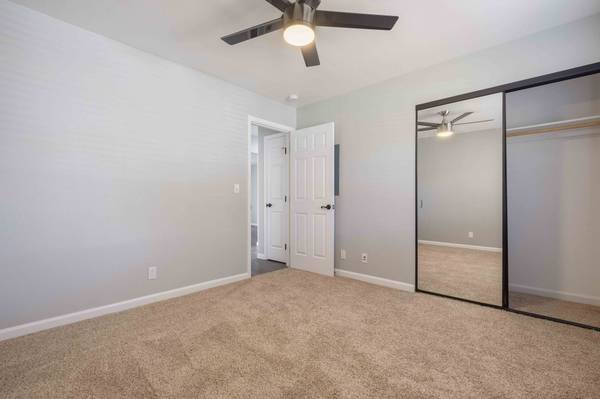 Apartments on N Temple Dr · Milpitas photo 3