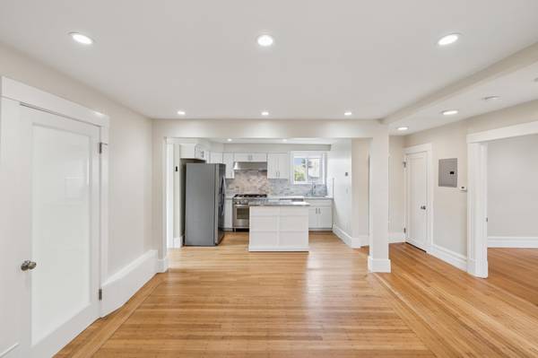2BR/1BA Apartment on 20th Ave · San Francisco photo 5