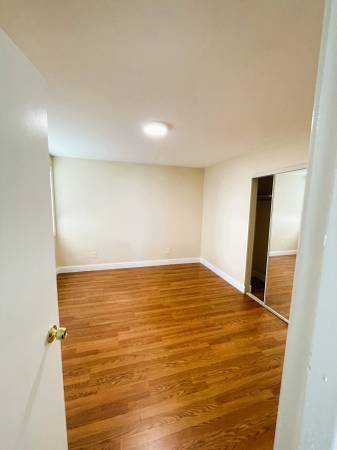 Renovated 5 Bedroom Home Near Montclair Village photo 5
