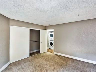 1BR/1BA Duplex on Tennyson Rd · Hayward photo 3
