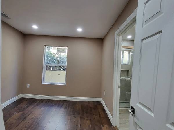 2BR/2BA Apartment on Spring St · Pleasanton photo 3