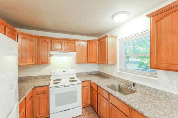 2BR/2BA Apartment · Calistoga photo 4