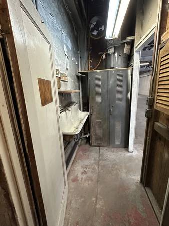 1240 E 12th St, Oakland (Apartment) photo 4