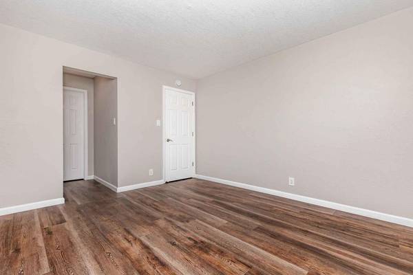 1BR/1BA Apartment on Central Avenue · Fremont photo 5
