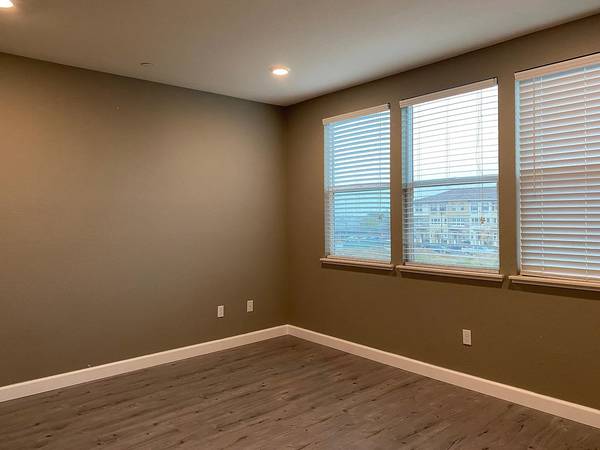 2BR/2BA Single Family House on Clover Cir · Milpitas photo 3