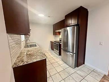 3BR/1BA Single Family House on Holly Ave · San Bruno photo 3
