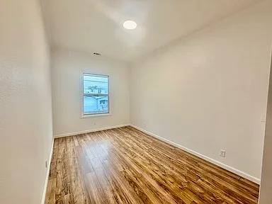 3BR/1BA Single Family House on Holly Ave · San Bruno photo 5