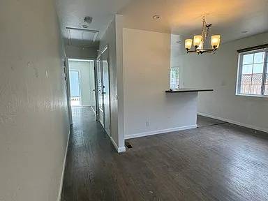 2BR/2BA Duplex on Fleetwood Dr · San Bruno photo 5