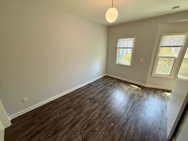Updated and Modern 4 Bed + Office, 3.5 Bath Noe Valley Home photo 5