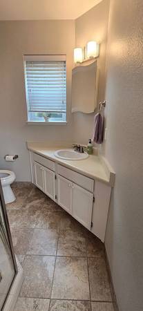 2BR/2BA Single Family House on Tracy Ave · Santa Rosa photo 3