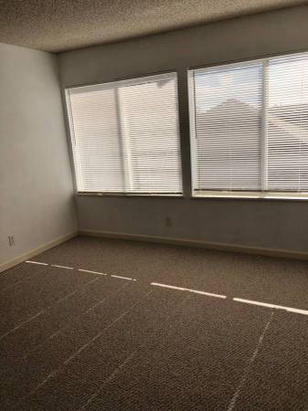1BR/1BA Apartment · Berkeley photo 5