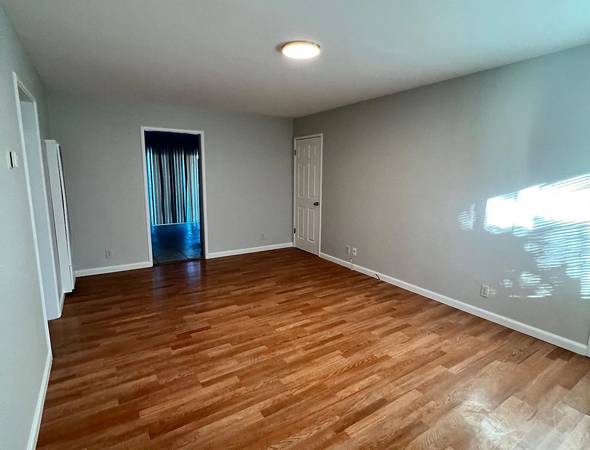 2BR/1BA Apartment on John Ct · Hayward photo 4