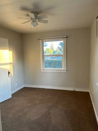 1BR/1BA Single Family House on Mill Station Rd · Sebastopol photo 3
