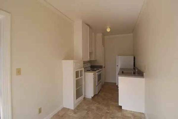 1BR/1BA Apartment on Grand St · Alameda photo 2
