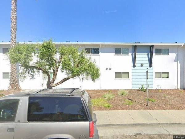 2BR/1BA Apartment on Grande Cir · Fairfield photo 4