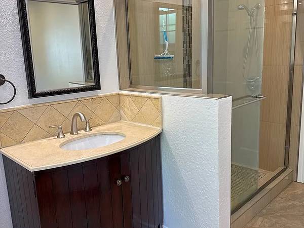 1BR/1BA In Law Adu on River Ranch Cir · Saratoga photo 4