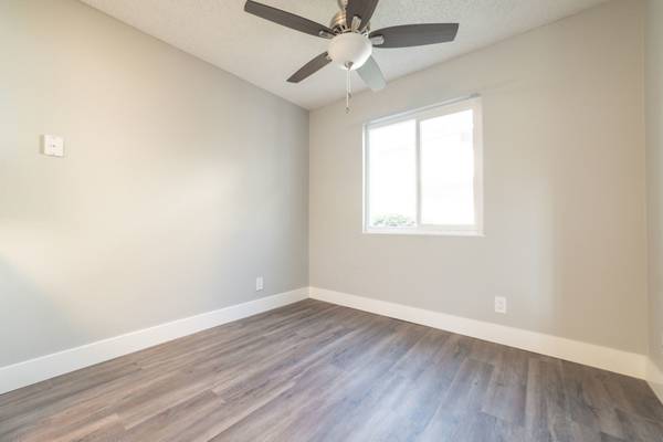 1BR/1BA Apartment on Harder Road · Hayward photo 2