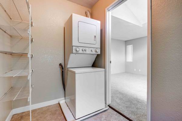 2BR/2BA Apartment on Snell Ave · San Jose photo 5