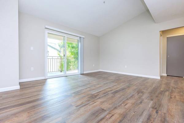 2BR/2BA Apartment on North Milpitas Boulevard · Milpitas photo 4