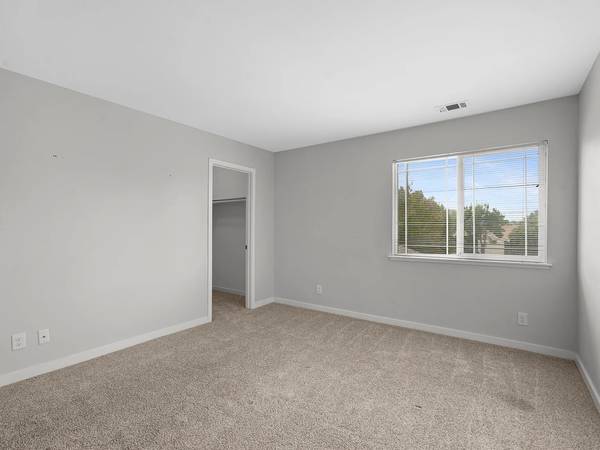 3BR/2BA Duplex on E Edmundson Ave · Morgan Hill photo 4