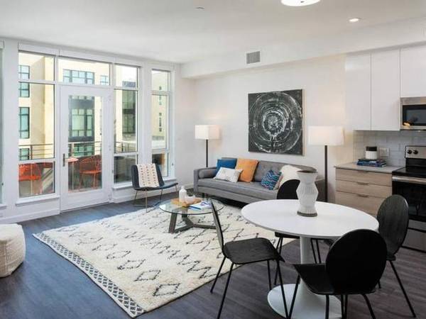 1BR/1BA Apartment on Fifth St. · Berkeley photo 3