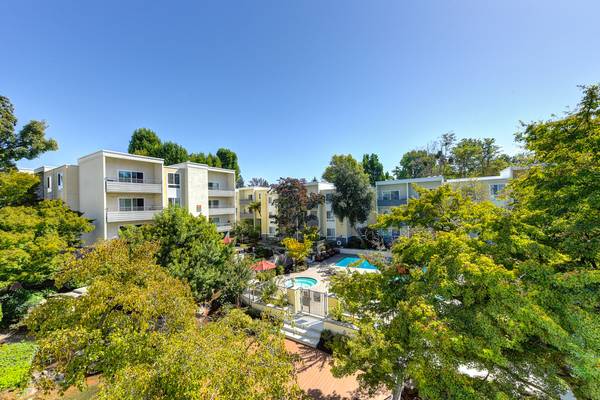 1BR/1BA Apartment on Creekside Drive · Walnut Creek photo 5