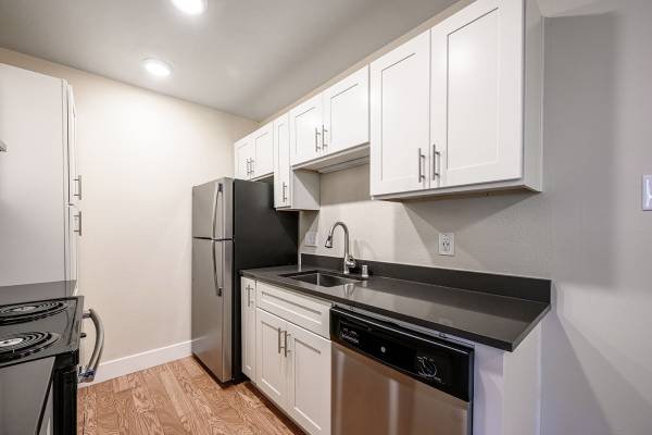 1BR/1BA Apartment on Parkmoor Avenue · San Jose photo 4