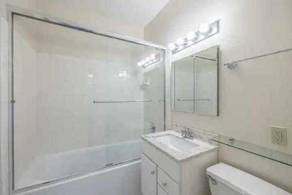 1BR/1BA Apartment on Fillmore St · San Francisco photo 5