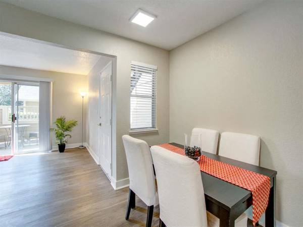 2BR/2BA Apartment on Snell Ave · San Jose photo 4
