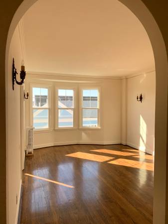 Capri Towers Apartments photo 2