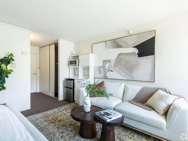 0BR/1BA Other on Carlmont Drive · Belmont photo 5