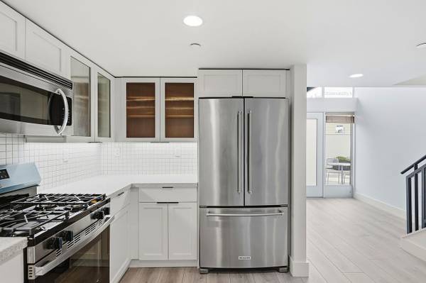 2BR/2BA Apartment · San Francisco photo 4