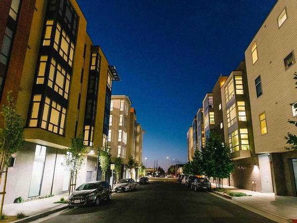 1BR/1BA Apartment on Fifth St. · Berkeley photo 3