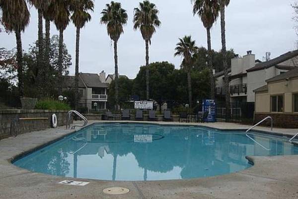 2BR/2BA Apartment on James Donlon Blvd · Antioch photo 3