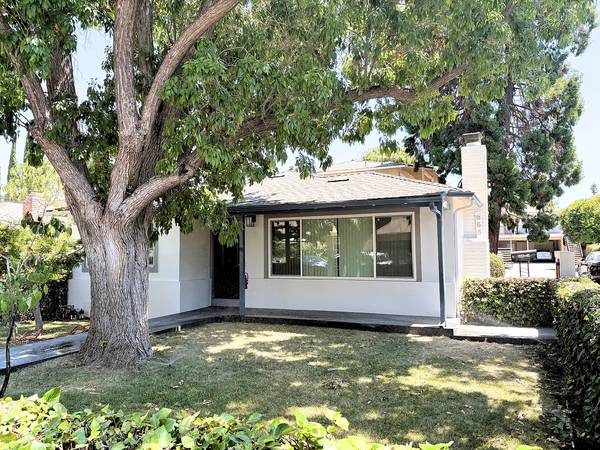 655 Mariposa Avenue Apartments photo 2
