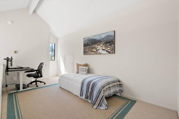1BR/1BA Condo on Shoreline Dr · San Mateo photo 3