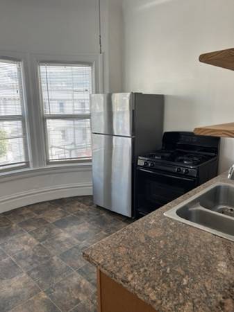 1BR/1BA Apartment · San Francisco photo 2