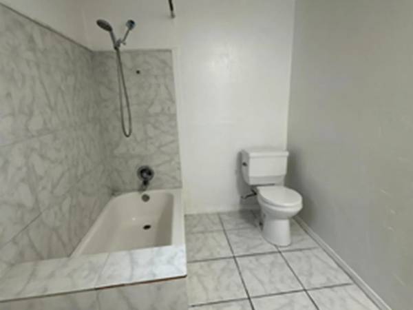 3742 McClelland St Oakland, CA 94619 photo 4