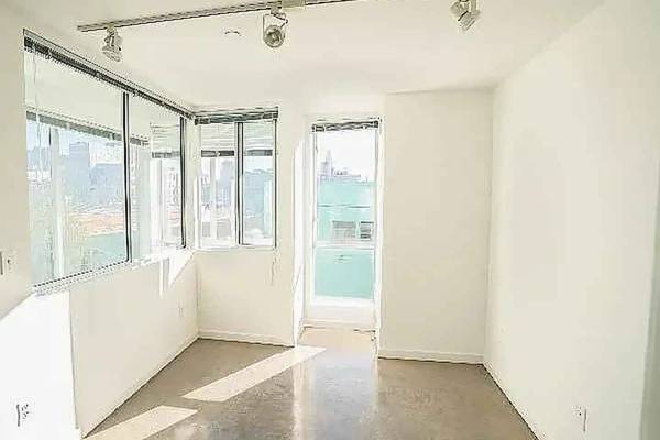 Glasdore Lofts photo 4