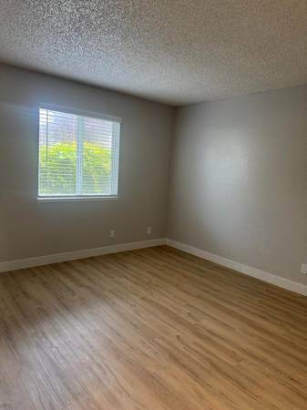 1BR/1BA Apartment on Peach Tree Drive · Fairfield photo 3