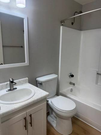1BR/1BA Apartment on Peach Tree Drive · Fairfield photo 4
