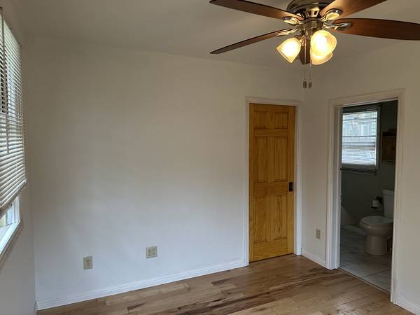 1BR/1BA Single Family House · Scotts Valley photo 2