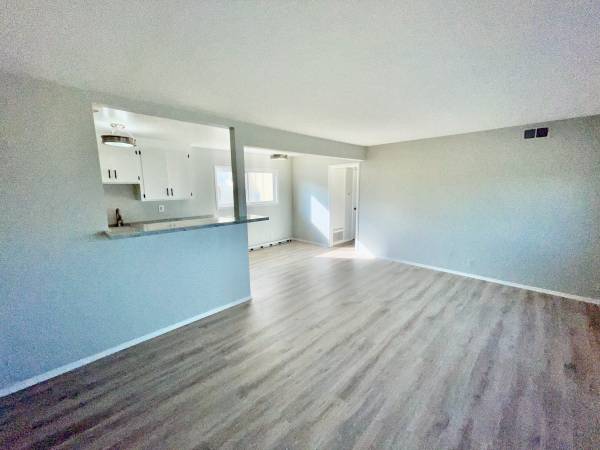 1BR/1BA Apartment on Bridgeway · Sausalito photo 5