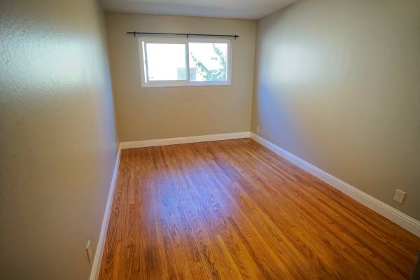 2BR/1BA Apartment on Martin Luther King · Berkeley photo 3