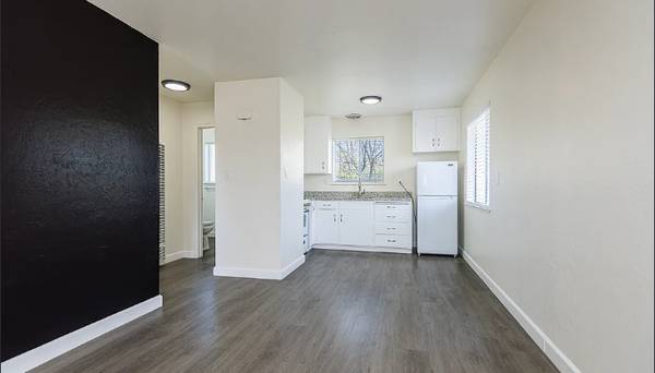 1BR/1BA Apartment on S Main St · Milpitas