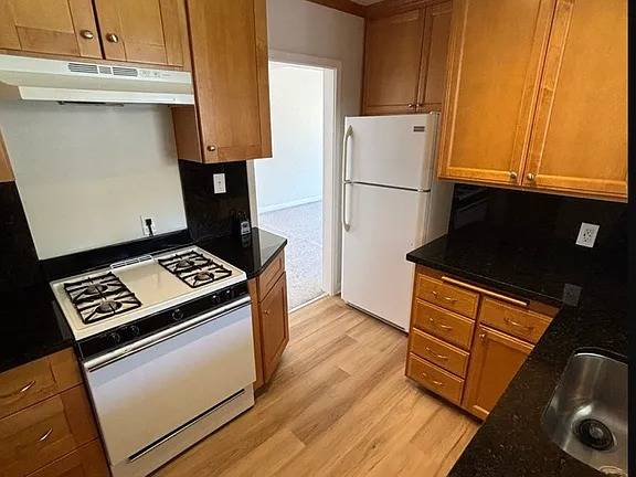 1BR/1BA Apartment on Noel Dr · Menlo Park photo 2