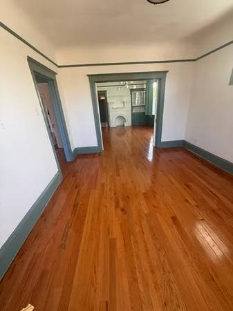 3BR/2BA Single Family House on Linden St · Oakland photo 4