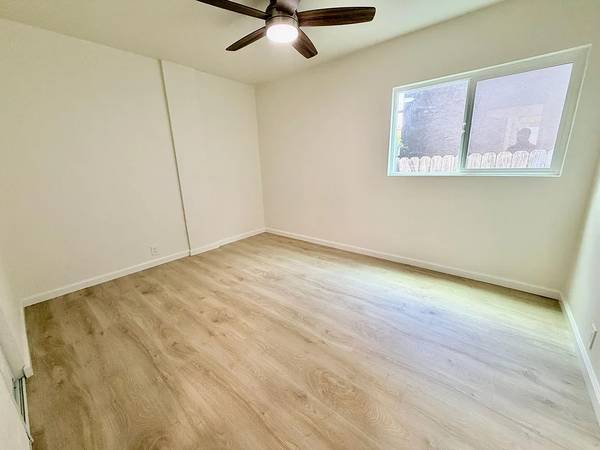 2BR/1BA Apartment · Berkeley photo 3