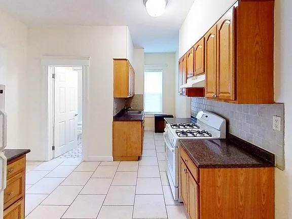 1BR/1BA Apartment · Redwood City photo 4